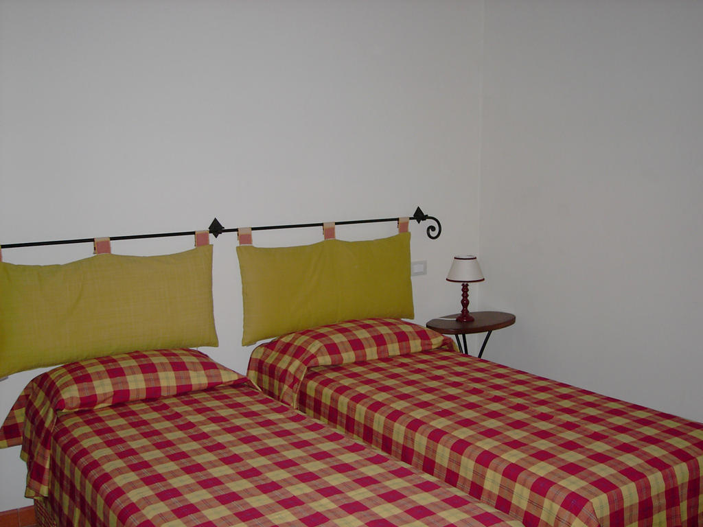 Frateria Di San Benedetto Βίλα Montepulciano Stazione Δωμάτιο φωτογραφία
